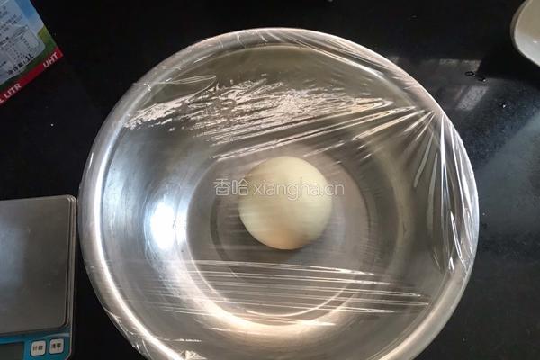 8寸蔬菜培根披萨1个的做法图解2