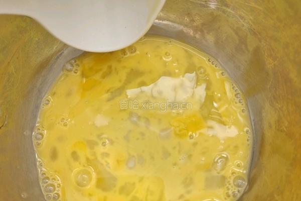 胡萝卜鸡蛋饼的做法图解2