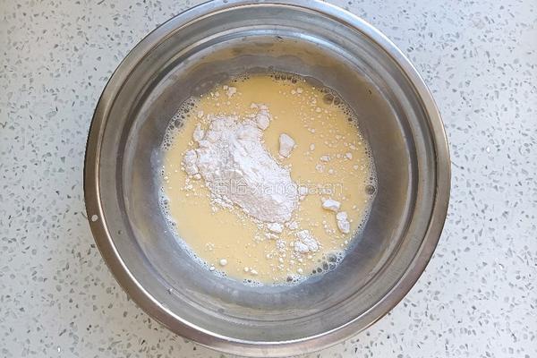鸡蛋紫薯卷的做法图解3