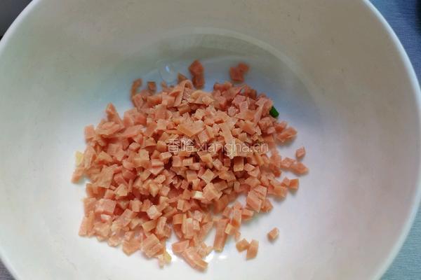 火腿肠鸡蛋葱香饼的做法图解3