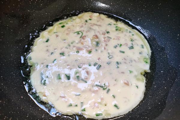 火腿肠鸡蛋葱香饼的做法图解12