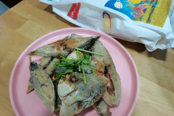 干炸鲳鱼