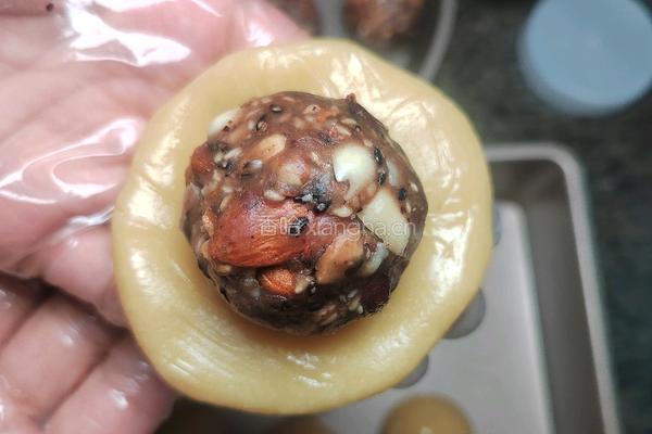 自制坚果蛋月烧月饼的做法图解19