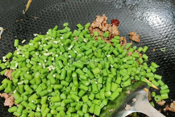 豆角炒肉的做法图解6