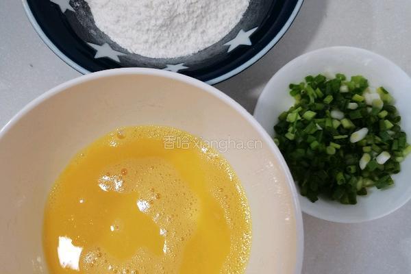 葱花鸡蛋饼的做法图解2