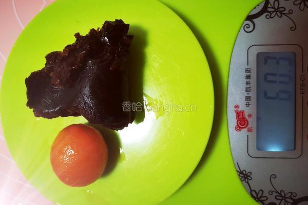 手工蛋黄月饼(100克)的做法图解14