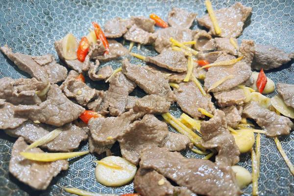 西芹炒牛肉（减肥版）的做法图解5