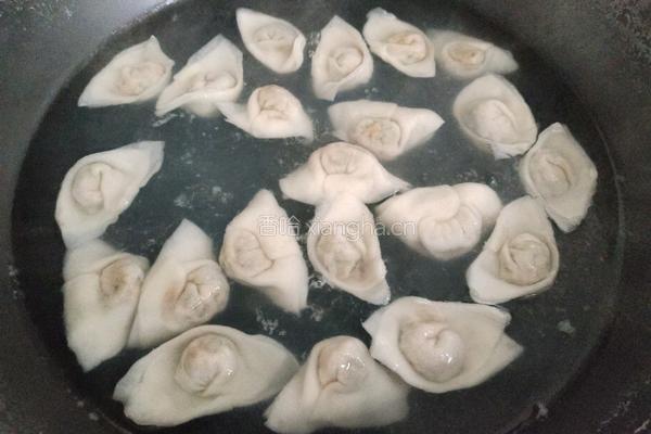 韭菜鲜肉馄饨的做法图解10