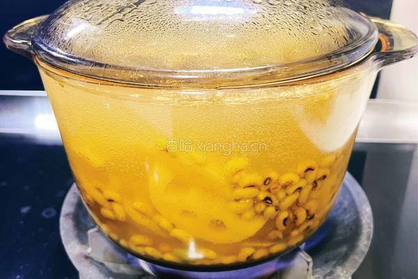 饭豆莲藕排骨汤的做法图解4