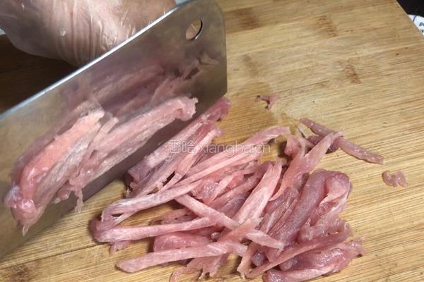 肉丝玉米汤面的做法图解5