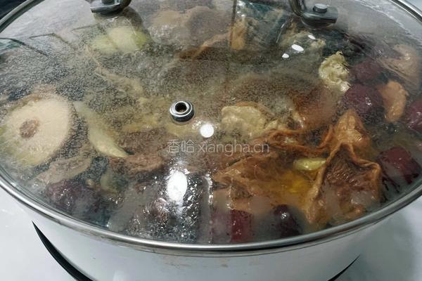 菌菇鸡汤的做法图解5