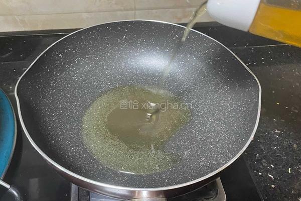 醋溜手撕包菜的做法图解4