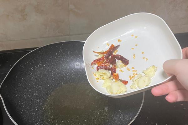 醋溜手撕包菜的做法图解5