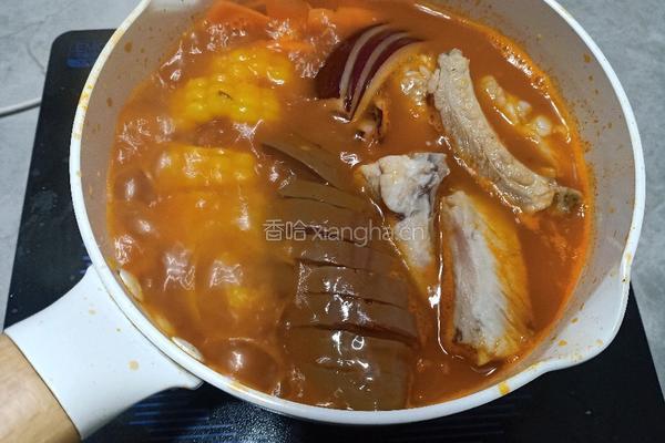 玉米排骨番茄味小火锅的做法图解7
