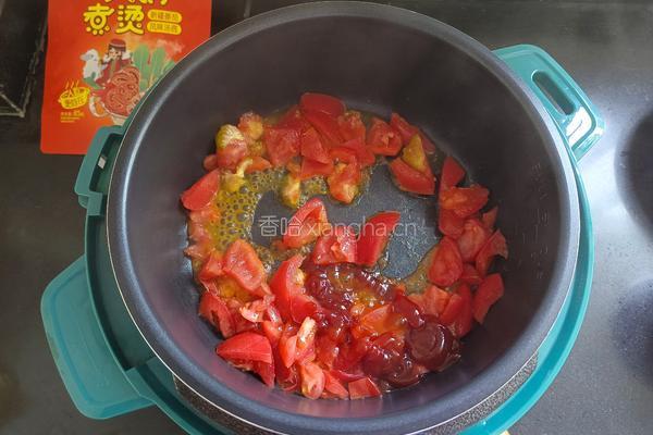 番茄牛肉烩意面的做法图解2