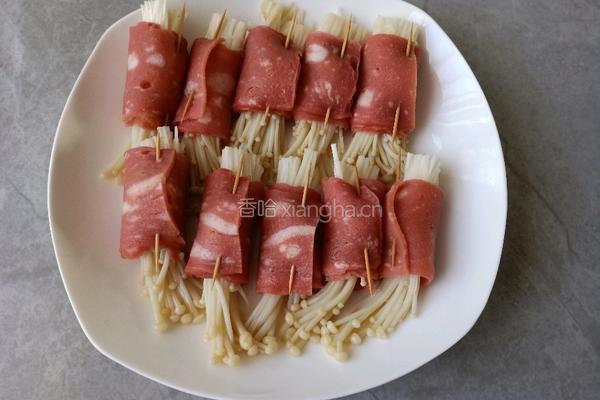 培根金针菇卷的做法图解5