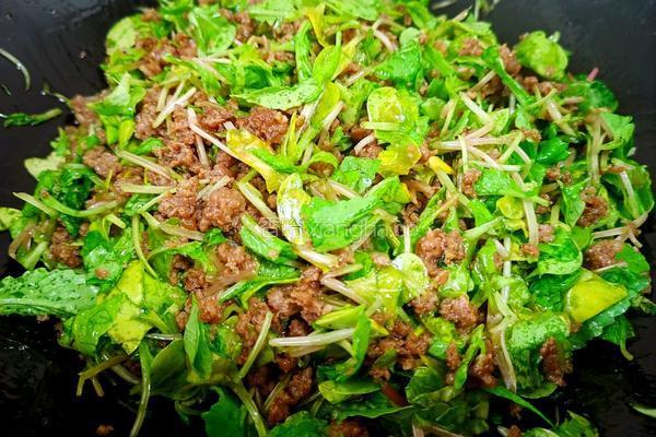 萝卜苗肉馅的做法图解9