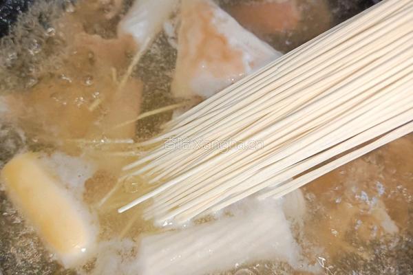 肉片汤面的做法图解4
