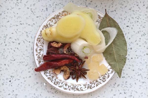 番茄炖牛肉的做法图解2