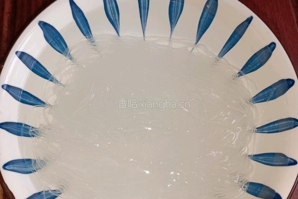 粉丝丸子锅(西红柿汤底）的做法图解2