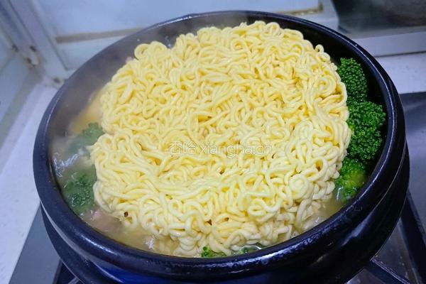 部队锅的做法图解6