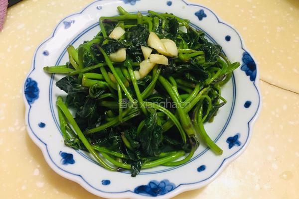 蒜香红薯叶的做法图解6