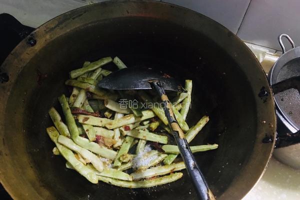干煸四季豆的做法图解7