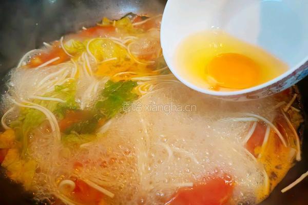 鲜蔬鸡蛋面的做法图解6