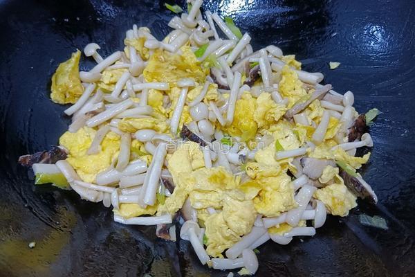 菌菇滑蛋的做法图解6