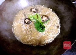 猪肚流心鸡蛋面的做法图解4