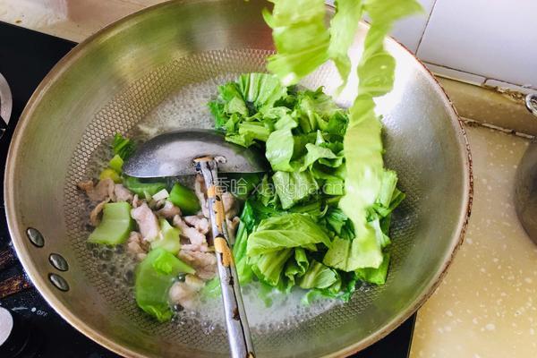 芥菜瘦肉汤的做法图解9