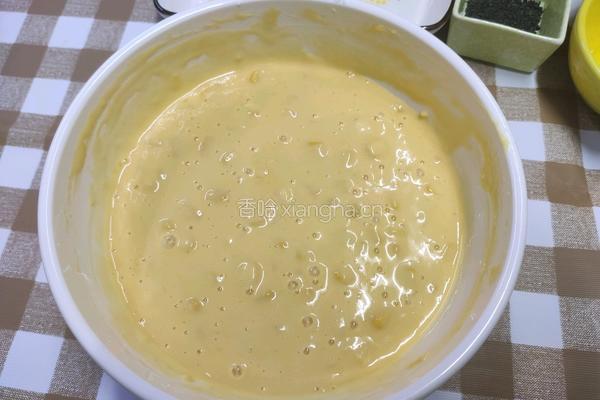 玉米鸡蛋爱心饼的做法图解3