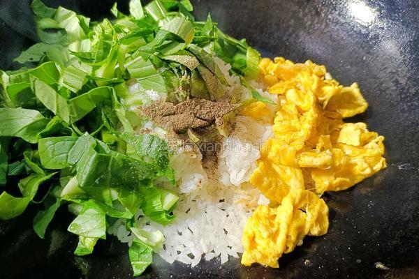 青菜蛋炒饭的做法图解6