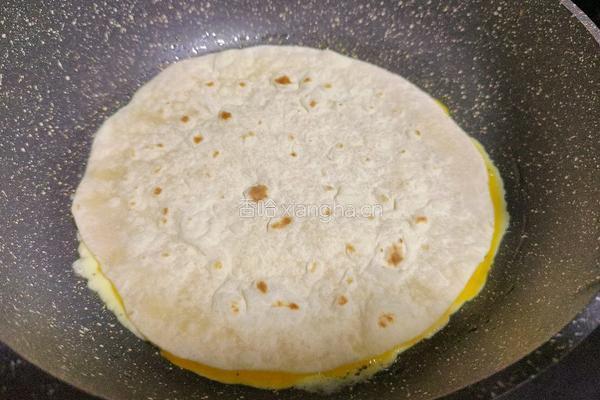 蟹柳黄瓜卷蛋饼的做法图解6