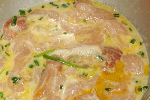 酥脆炸里脊的做法图解7