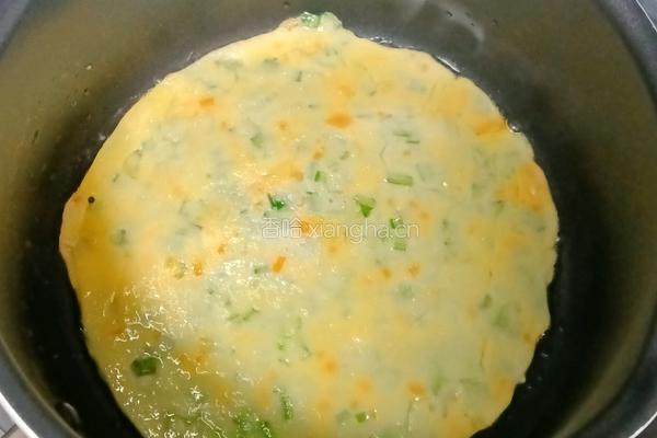 韭菜胡萝卜鸡蛋饼的做法图解11
