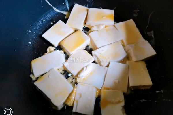 鸡蛋煎豆腐的做法图解5