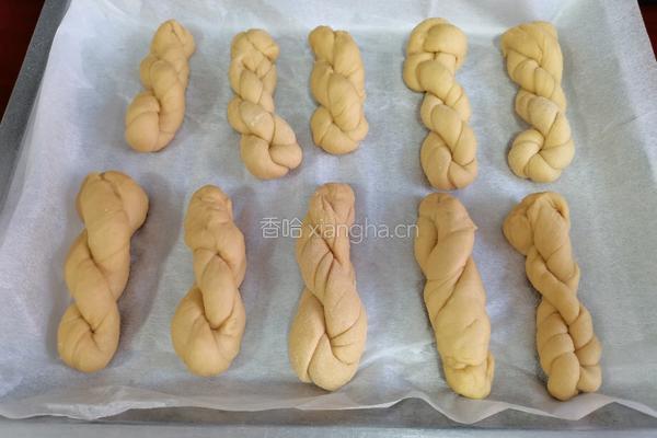 红糖鸡蛋奶香小麻花的做法图解22