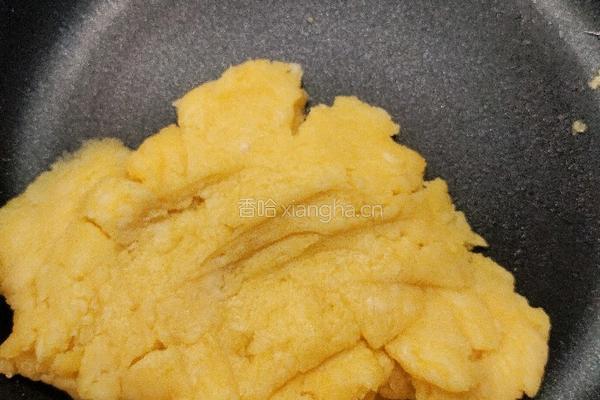 草莓味奶油脆皮泡芙的做法图解5
