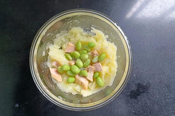 三文鱼土豆沙拉鸡蛋杯的做法图解10