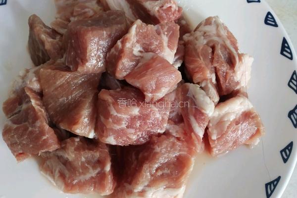 干豆角笋干烧肉的做法图解2
