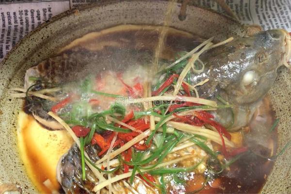 鲤鱼蒸蛋的做法图解10