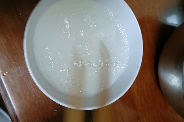 蛋糕卷（菠萝酱）的做法图解2