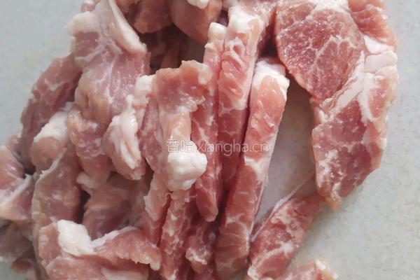 花菜炒肉的做法图解3