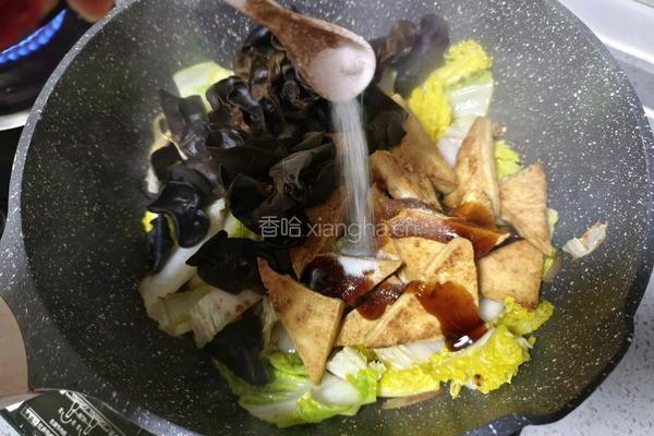 白菜豆腐煲的做法图解8