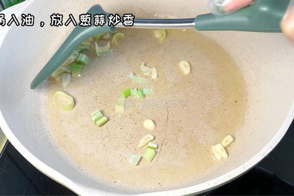 肉丝炒面的做法图解4