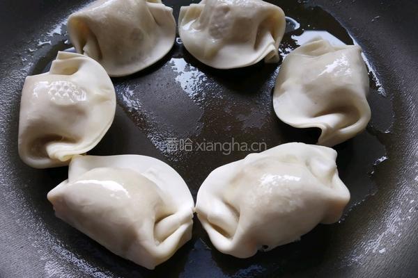 抱蛋饺子的做法图解5