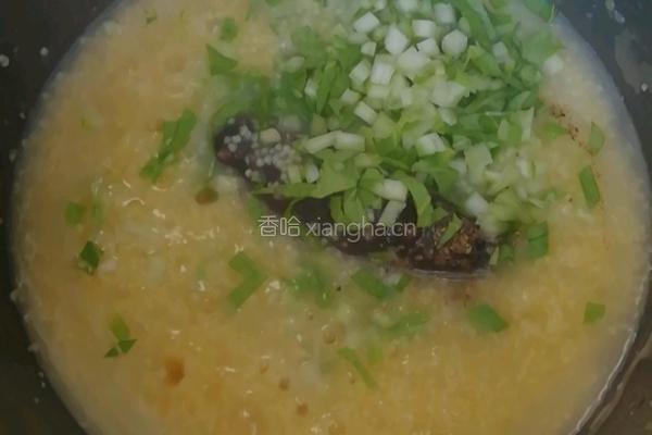 姜末海参小米粥的做法图解9