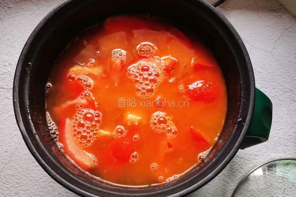 西红柿海鲜菇汤的做法图解5