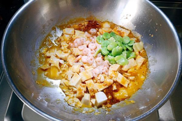 蟹黄豆腐家常版的做法图解8